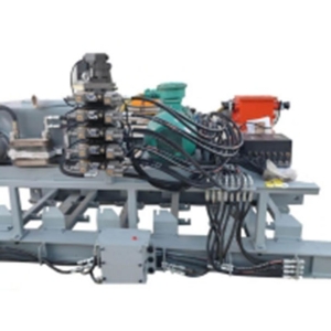 帶式輸送機(jī)用自移機(jī)尾